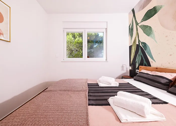 Ela Mit Blick Auf Herzinsel In Appartement